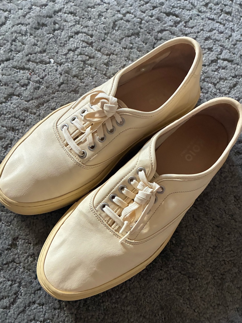KOIO Men's Casual Low-Top Sneakers in Cream